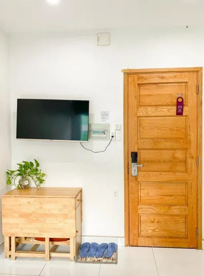 Doppia Standard — Aloha House Apartment